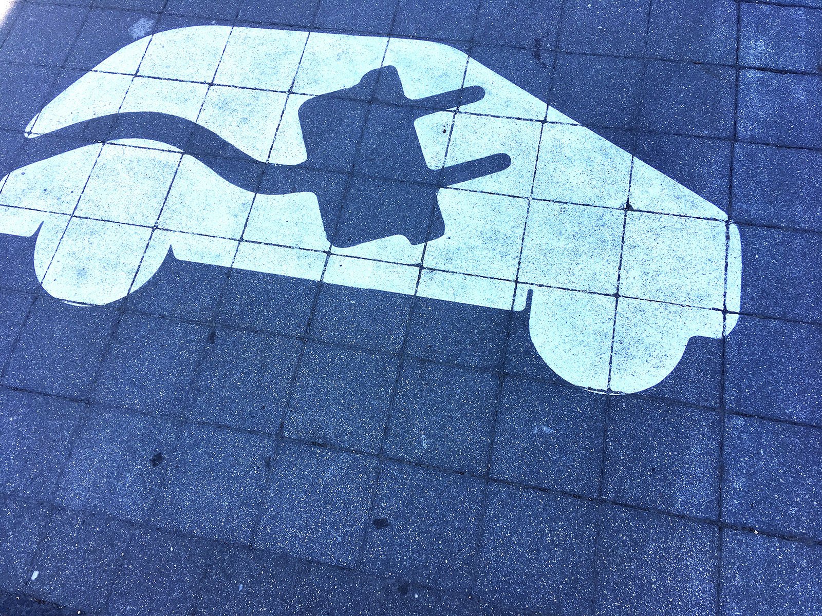 EV Stocks: 7 Electric Vehicle Makers Could Challenge Tesla