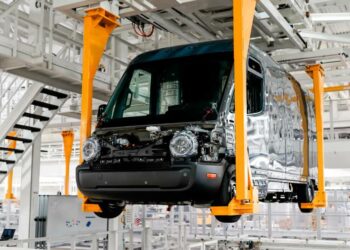 Electric vehicle start-ups face their toughest challenge: making cars