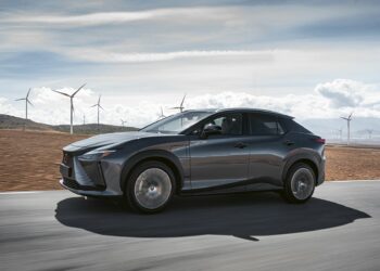 News Roundup: Lexus’ first pure EV and a Tesla stuck at 133 km/h