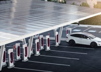 Tesla rolls out free Supercharging in Israel