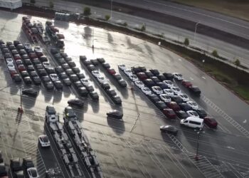 Tesla Fremont Factory puts pedal to the metal as end of Q4 approaches