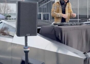Tesla year-end delivery event at Fremont Factory features Cybertruck DJ session